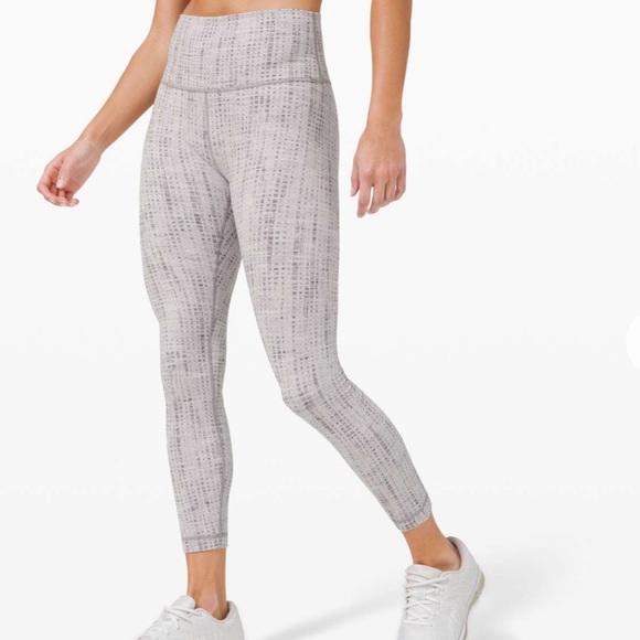 lululemon athletica Pants - Lululemon Wunder Under 25”